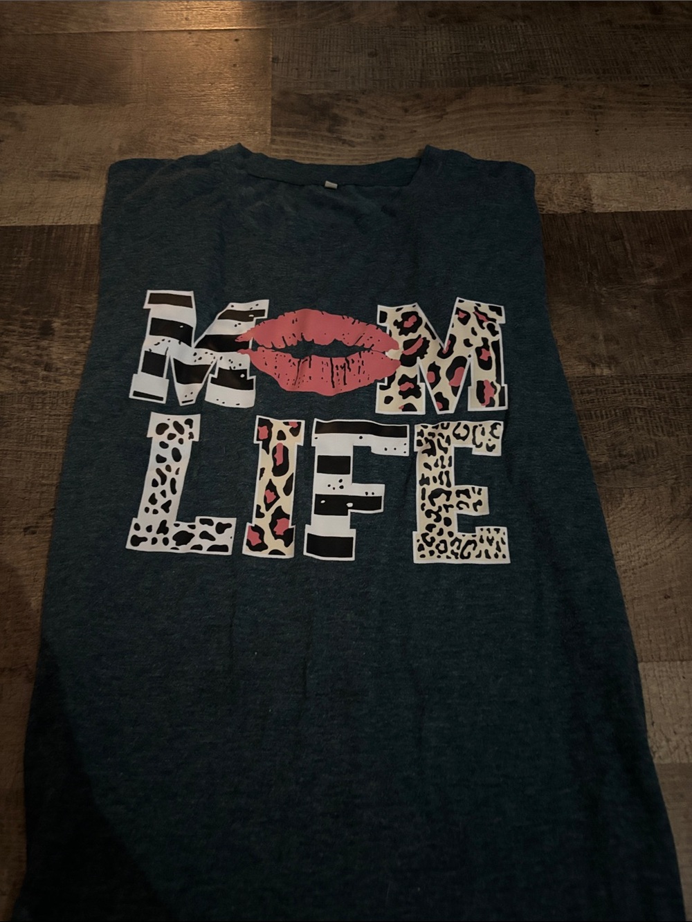 Men's Teal 'Mom Life' Graphic Tee with Pink Accent